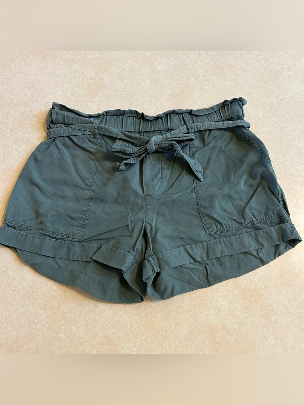 aerie camp shorts Olive green size small paperbag waist